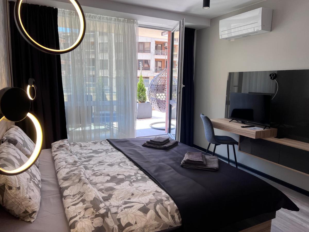 A-Brilliant, New! Spacious & Modern Apartment In Varna Whit Garage Экстерьер фото